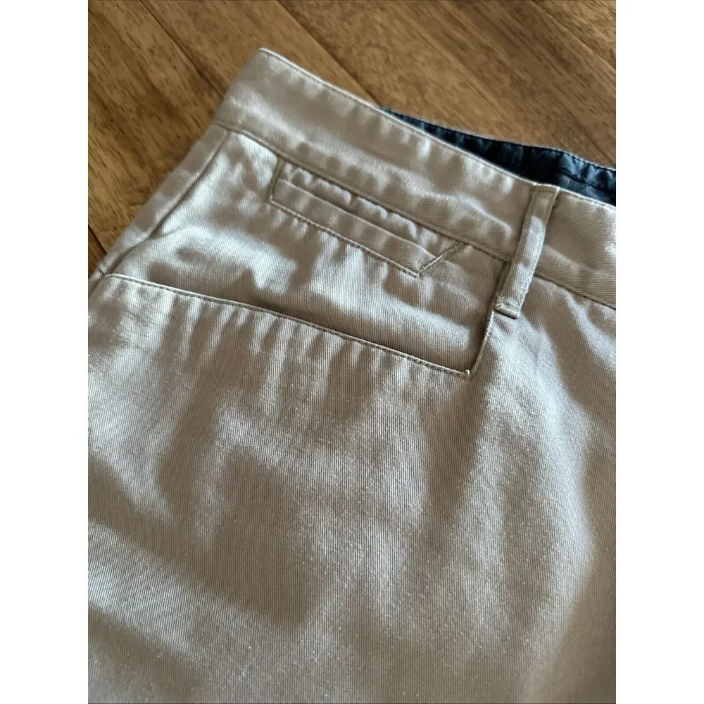 The North Face Mens Regular Fit‎ Flat Frot Shorts Outdoor Casual Shorts 32